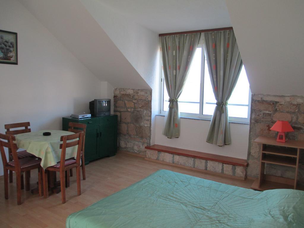 וויס Apartments Acalinovic חדר תמונה